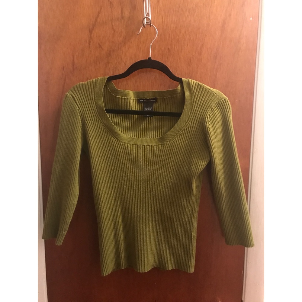 New York & Company Olive Sweater Size L